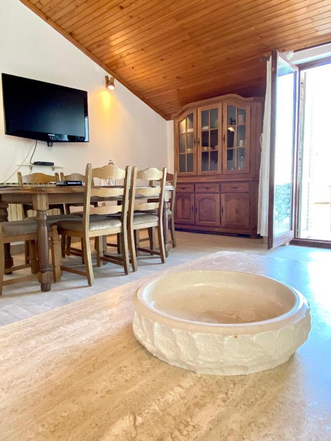 Guesthouse Gradina 로비스테 외부 사진