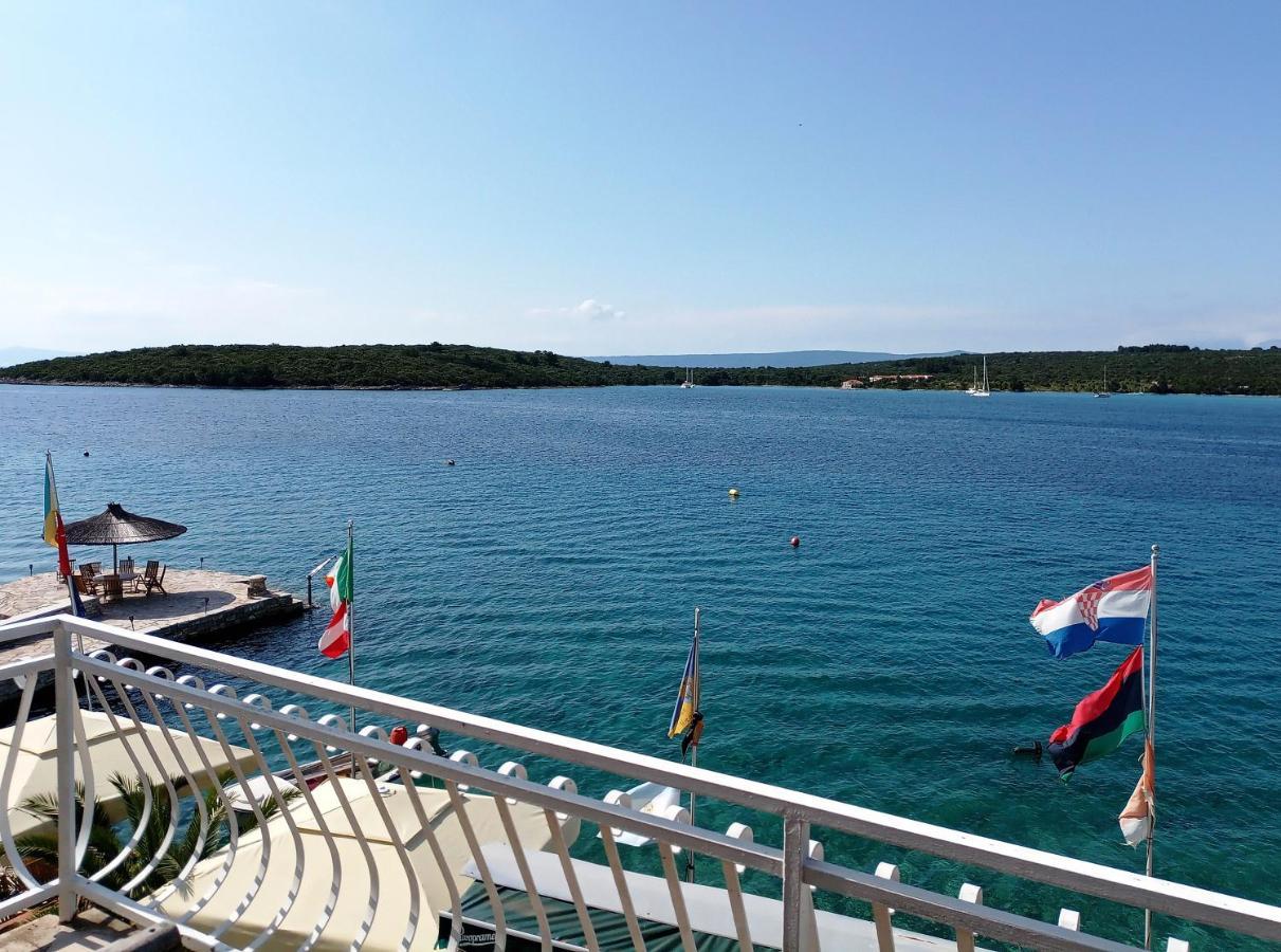 Guesthouse Gradina 로비스테 외부 사진
